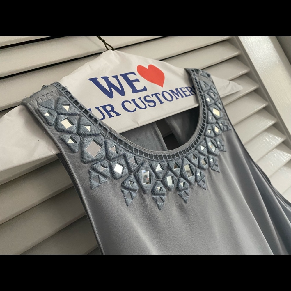Rebecca Taylor Light Gray Sleeveless Beaded Neck Top - Picture 2 of 5